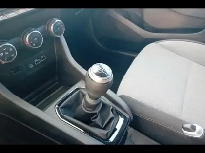 Photo 10 Renault Clio  1.0 TCe 90ch Evolution - 24