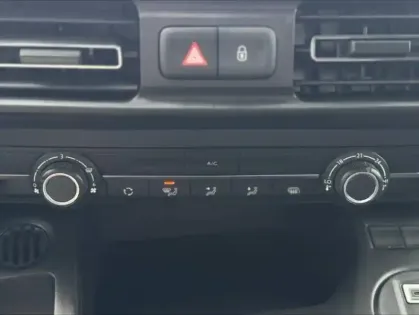 Photo 9 Fiat Doblo  Fg XL BlueHDi 130ch S&S Cabine Approfondie EAT8