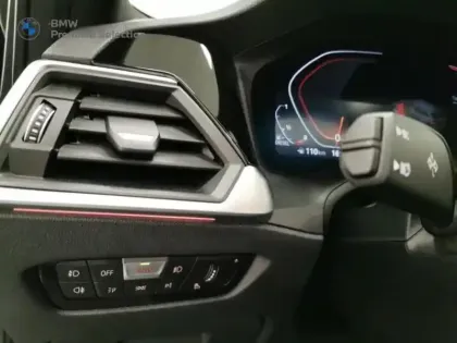 Photo 12 BMW Serie 3 Série 3 Touring 318dA 150ch M Sport