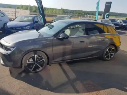 Photo 3 Opel Astra  1.2 Turbo 130ch Elegance Business BVA8