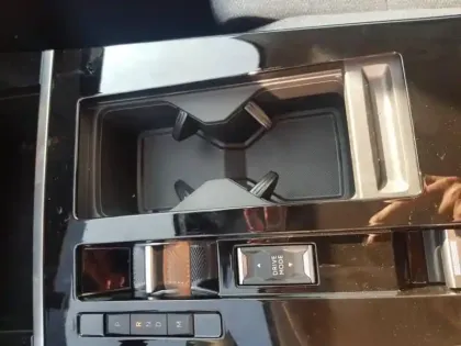 Photo 8 Opel Astra  1.2 Turbo 130ch Elegance Business BVA8