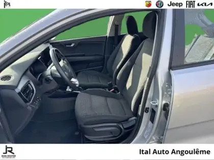 Photo 8 Kia Stonic  1.0 T-GDi 100ch Active DCT7