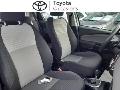 Photo 11 Toyota Yaris  110 VVT-i France Connect 5p MY19