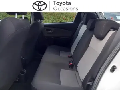 Photo 13 Toyota Yaris  110 VVT-i France Connect 5p MY19