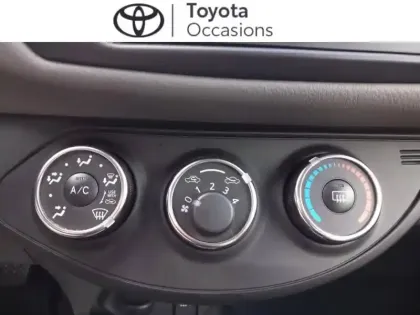 Photo 10 Toyota Yaris  110 VVT-i France Connect 5p MY19