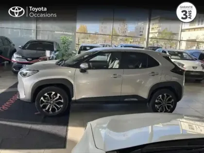 Photo 2 Toyota Yaris  Cross 116h Design Pack Cargo