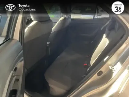 Photo 11 Toyota Yaris  Cross 116h Design Pack Cargo