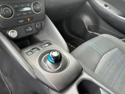 Photo 15 Nissan Leaf  150ch 40kWh Acenta 22