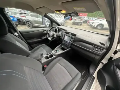 Photo 11 Nissan Leaf  150ch 40kWh Acenta 22