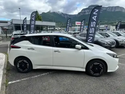 Photo 4 Nissan Leaf  150ch 40kWh Acenta 22