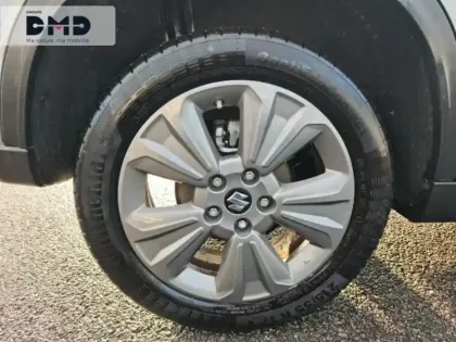Photo 12 Suzuki Vitara  1.5 Dualjet Hybrid 115ch Privilège Auto