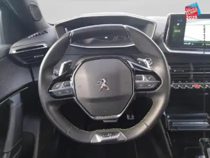 Photo 11 Peugeot 2008  1.2 PureTech 155ch S/S GT Pack EAT8 GPS Camera