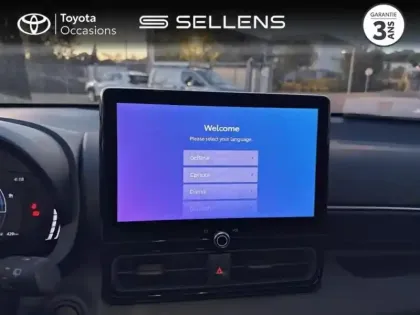 Photo 14 Toyota Yaris  116h Design 5p MY25