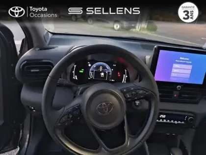 Photo 12 Toyota Yaris  116h Design 5p MY25