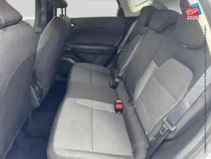 Photo 10 Renault Captur  1.6 E-Tech hybride 145ch Evolution