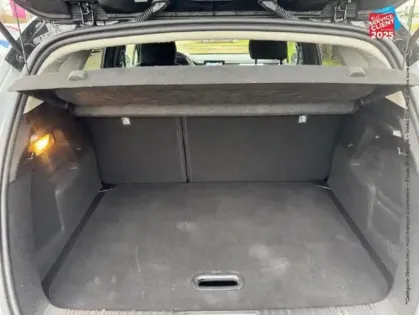 Photo 13 Renault Captur  1.6 E-Tech hybride 145ch Evolution