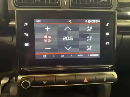 Photo 13 Citroën C3  1.2 PureTech 83ch S&S Shine