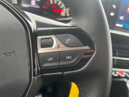 Photo 13 Peugeot 2008  1.2 PureTech 130ch S&S Style EAT8