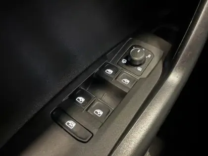 Photo 13 Volkswagen Polo  1.0 TSI 95ch Style