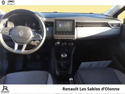 Photo 19 Renault Clio  1.5 dCi 100ch Evolution - 25