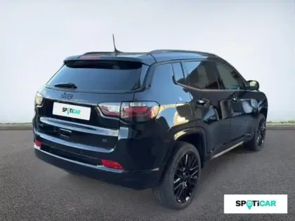 Photo 7 Jeep Compass  1.3 Turbo T4 240ch PHEV 4xe S AT6 eAWD