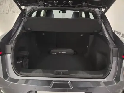 Photo 14 Lexus Lbx  1.5 136ch Emotion 2WD