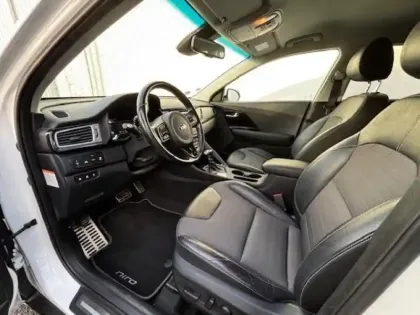 Photo 8 Kia Niro  1.6 GDi 105ch ISG + Plug-In 60.5ch Design DCT6