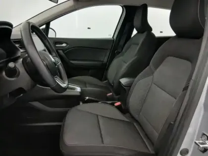 Photo 13 Renault Captur  1.6 E-Tech hybride 145ch Business -21