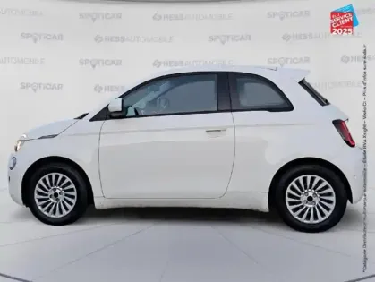 Photo 23 Fiat 500  e 118ch MY23 Camera