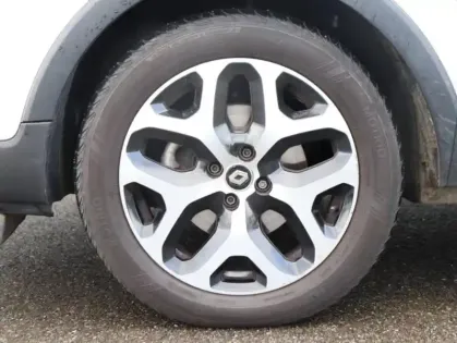 Photo 10 Renault Captur  1.3 TCe 130ch FAP Intens