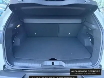 Photo 5 Alfa Romeo Junior  1.2 Ibrida 136ch Speciale DCT6