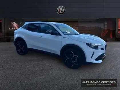 Photo 2 Alfa Romeo Junior  1.2 Ibrida 136ch Speciale DCT6