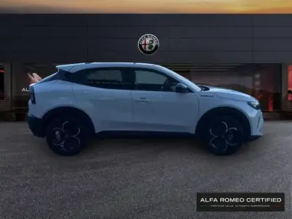 Photo 3 Alfa Romeo Junior  1.2 Ibrida 136ch Speciale DCT6