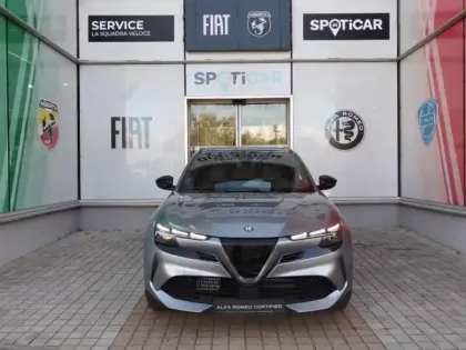Photo 16 Alfa Romeo Junior  1.2 Ibrida 136ch Speciale DCT6