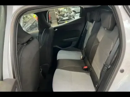 Photo 10 Renault Clio  1.0 TCe 90ch Evolution - 24