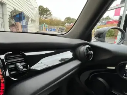 Photo 14 Mini Mini  Cooper SE 184ch Edition Premium BVA 5CV