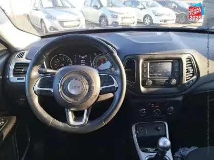 Photo 14 Jeep Compass  1.6 MultiJet II 120ch Longitude 4x2 117g