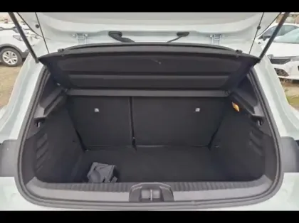 Photo 11 Renault Clio  1.0 Eco-G 100ch Evolution - 24