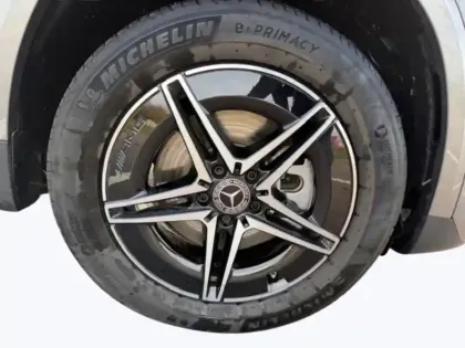 Photo 35 Mercedes EQA 250+ AMG Line 190 4x2 Carplay Toit ouvrant Angle