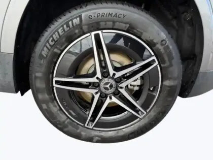 Photo 37 Mercedes EQA 250+ AMG Line 190 4x2 Carplay Toit ouvrant Angle