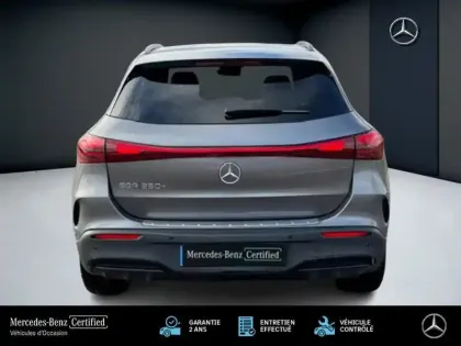 Photo 3 Mercedes EQA 250+ AMG Line 190 4x2 Carplay Toit ouvrant Angle