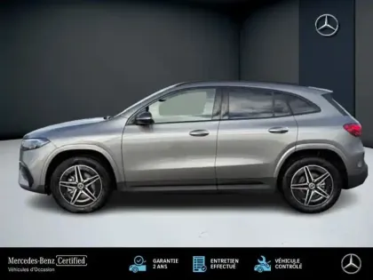 Photo 1 Mercedes EQA 250+ AMG Line 190 4x2 Carplay Toit ouvrant Angle