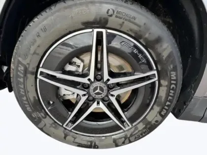 Photo 38 Mercedes EQA 250+ AMG Line 190 4x2 Carplay Toit ouvrant Angle