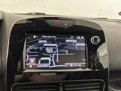 Photo 17 Renault Clio TCe 90 E6C Intens 5p