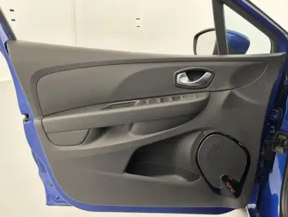 Photo 10 Renault Clio TCe 90 E6C Intens 5p