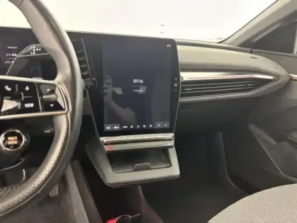 Photo 17 Renault Megane EV40 130ch standard charge Techno 5p