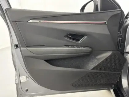 Photo 11 Renault Megane EV40 130ch standard charge Techno 5p