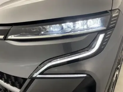 Photo 23 Renault Megane EV40 130ch standard charge Techno 5p