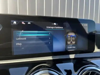 Photo 11 Mercedes Classe A 180 d AMG Line