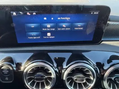 Photo 24 Mercedes Classe A 180 d Progressive Line 2.0 116 8G-DCT Carplay cam